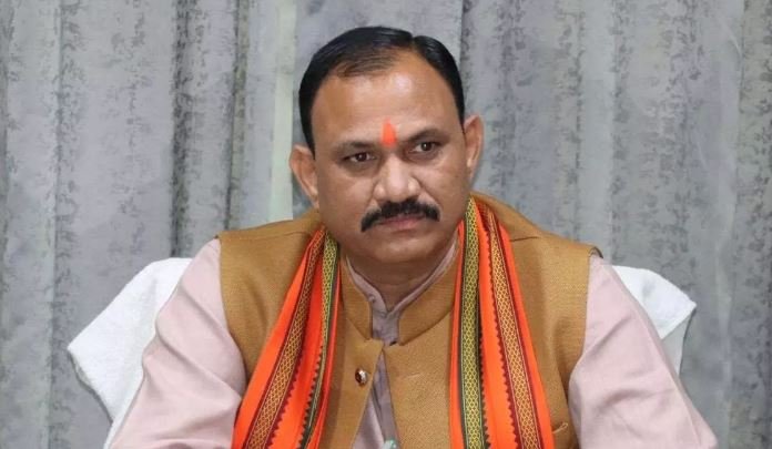 रायगढ़ में 3 नाबालिग HIV पॉजिटिव, स्वास्थ्य विभाग अलर्ट; मंत्री ने लोगों से की जागरूक रहने की अपील