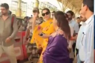 रायपुर पहुंचीं कंगना रनौत, ‘भारत भाग्य विधाता’ की पहली स्क्रीनिंग में होंगी शामिल रायपुर पहुंचीं कंगना रनौत, ‘भारत भाग्य विधाता’ की पहली स्क्रीनिंग में होंगी शामिल