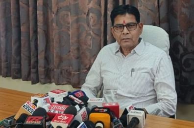 सीतापुर विवाद पर सरकार-तहसीलदार संघ आमने-सामने, राजस्व मंत्री बोले- जल्द निकलेगा समाधान