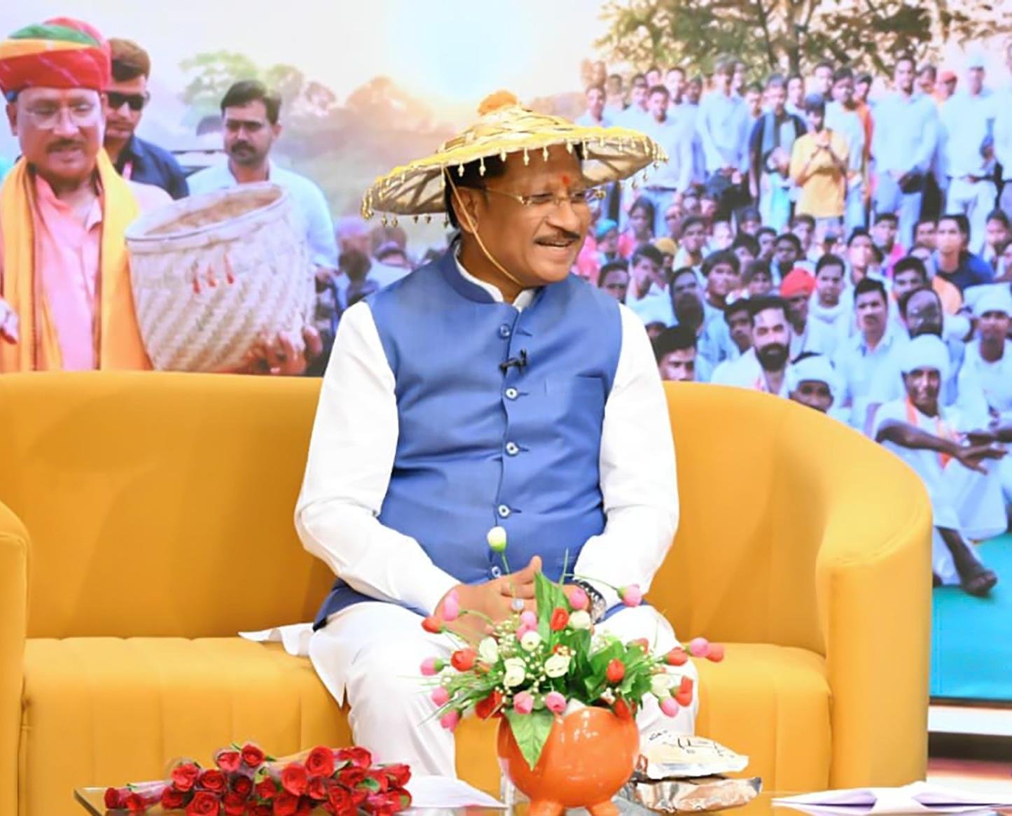 ‘खेती हमारी पहचान है’: किसानों से संवाद में भावुक हुए विष्णुदेव साय, बोले—नई तकनीक अपनाने से बढ़ेगा मुनाफा