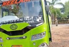 बस में 2 करोड़ का गांजा जब्त: झाड़ू बेचने की आड़ में हो रही थी तस्करी, महिला-पुरुष आरोपी फरार