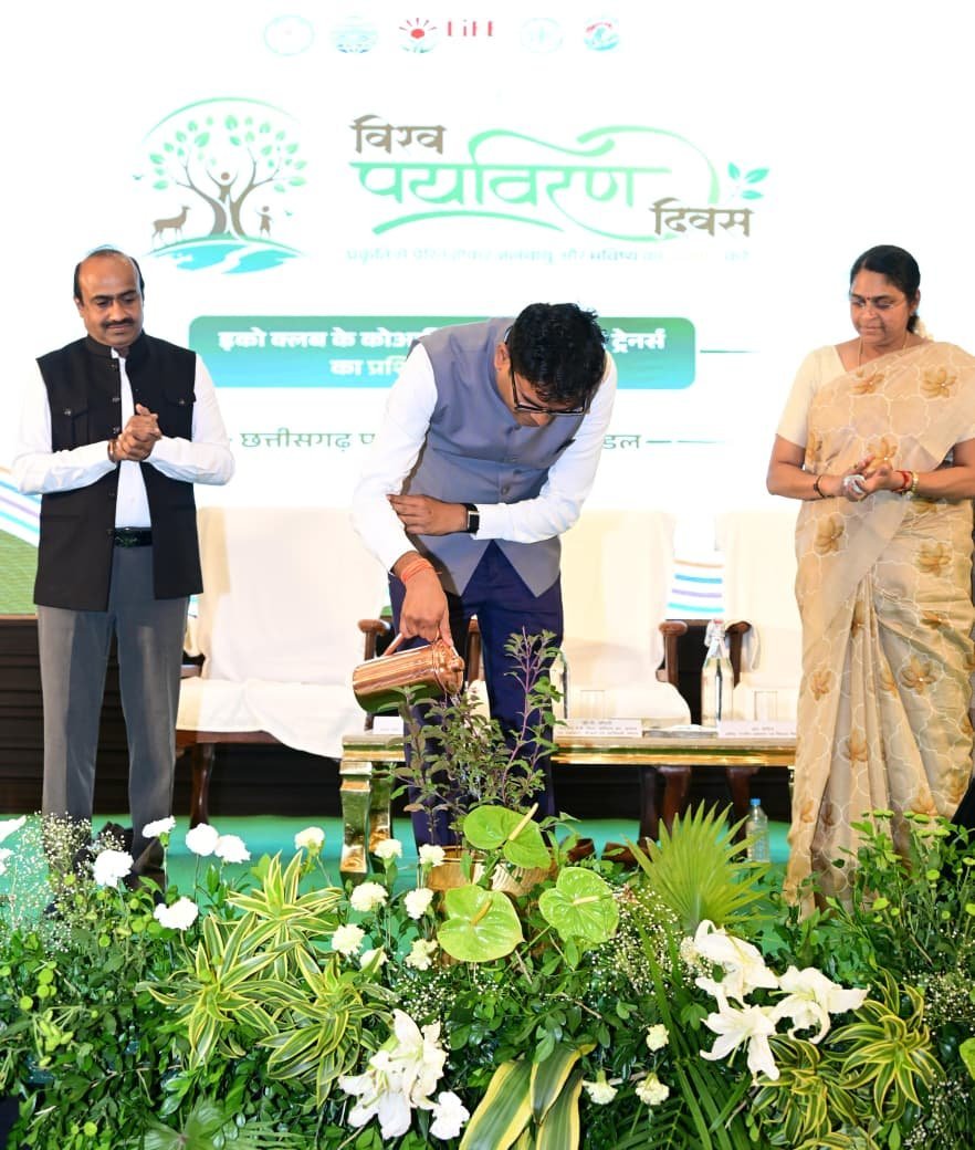 प्रकृति का संरक्षण हमारी संस्कृति का मूल मंत्र, पर्यावरण संरक्षण को जनआंदोलन बनाने की जरूरत – आवास एवं पर्यावरण मंत्री ओ.पी. चौधरी