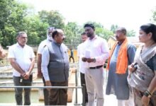 बस्तर में अरुण साव की मैदानी समीक्षा: अधिकारियों को फटकार, कहा—‘जल्द पूरा करें कॉलेज भवन का निर्माण’