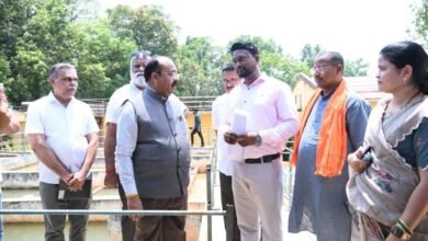 बस्तर में अरुण साव की मैदानी समीक्षा: अधिकारियों को फटकार, कहा—‘जल्द पूरा करें कॉलेज भवन का निर्माण’ बस्तर में अरुण साव की मैदानी समीक्षा: अधिकारियों को फटकार, कहा—‘जल्द पूरा करें कॉलेज भवन का निर्माण’