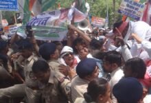 ‘खाद नहीं, बिजली नहीं तो खेती कैसे?’ कांग्रेस का प्रदर्शन, बिलासपुर में कलेक्ट्रेट घेरकर सौंपा ज्ञापन