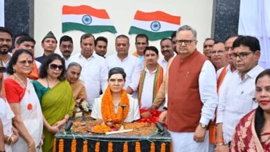 भाटापारा में डॉ. रमन सिंह ने किया छत्तीसगढ़ महतारी व शहीद खोण्डे की प्रतिमा अनावरण, श्रद्धांजलि कार्यक्रम आयोजित