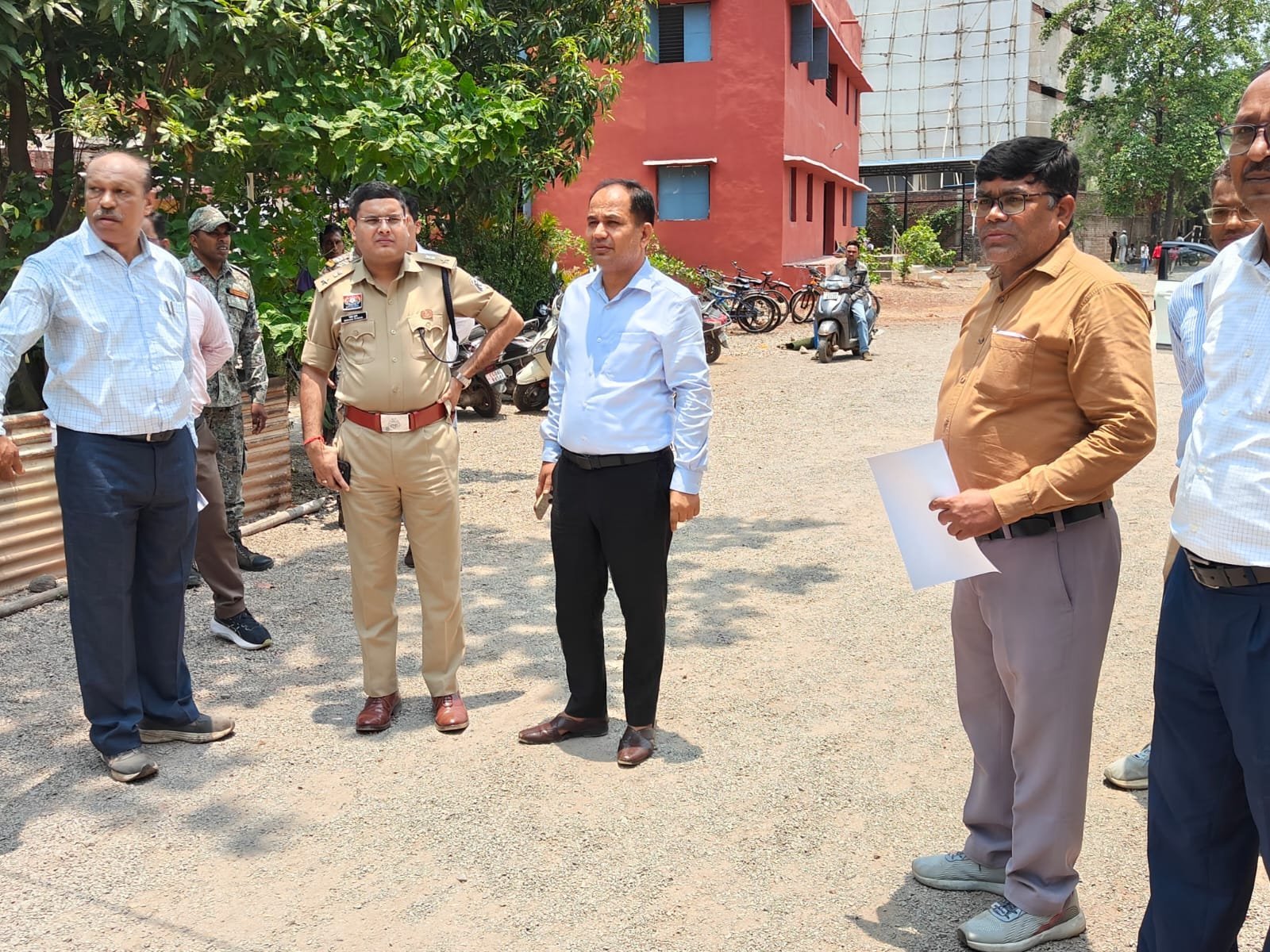 NEET परीक्षा को लेकर प्रशासन अलर्ट : कलेक्टर गौरव सिंह ने केंद्र का निरीक्षण कर अधिकारियों को दिए जरूरी निर्देश