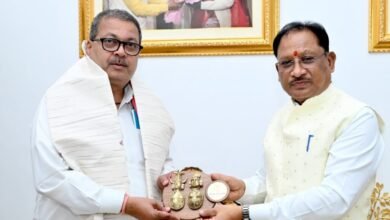 किसान हितैषी नीतियों ने दिलाई छत्तीसगढ़ को नई पहचान: छत्तीसगढ़ के कृषि विकास मॉडल का अध्ययन करने पहुंचा महाराष्ट्र का विधायक दल किसान हितैषी नीतियों ने दिलाई छत्तीसगढ़ को नई पहचान: छत्तीसगढ़ के कृषि विकास मॉडल का अध्ययन करने पहुंचा महाराष्ट्र का विधायक दल