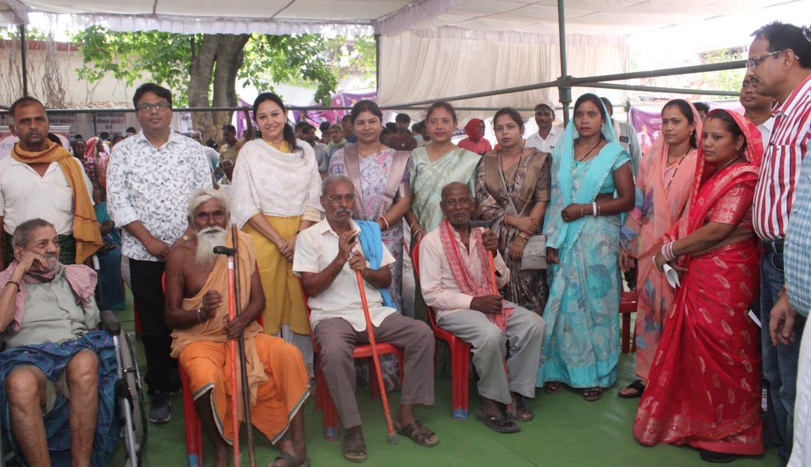 अंतिम व्यक्ति तक पहुँचा सुशासन: CM साय के विजन से 169 को सहायक उपकरण, 248 को पेंशन की सौगात
