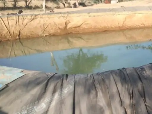 पिता की मौत का सदमा नहीं सह पाई बेटी: हार्ट अटैक से निधन के बाद फार्म पॉन्ड में कूदकर दी जान