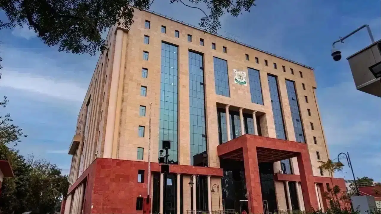 CBSE 12वीं री-इवैल्यूएशन के लिए आवेदन का कल अंतिम दिन, इधर पोर्टल से गायब हो रहीं स्कैन कॉपियां, स्टूडेंट्स परेशान