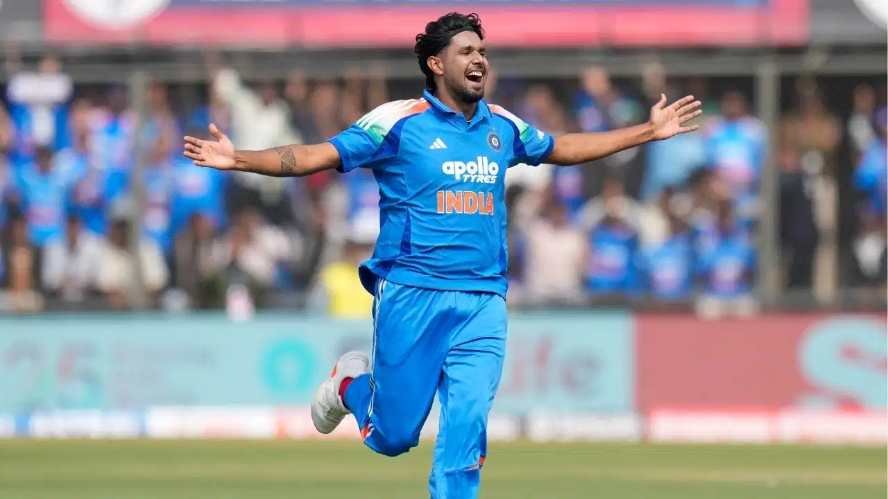BCCI का बड़ा फैसला: हर्षित राणा की भारतीय टीम में एंट्री, चेन्नई वनडे में खेल सकते हैं मुकाबला BCCI का बड़ा फैसला: हर्षित राणा की भारतीय टीम में एंट्री, चेन्नई वनडे में खेल सकते हैं मुकाबला