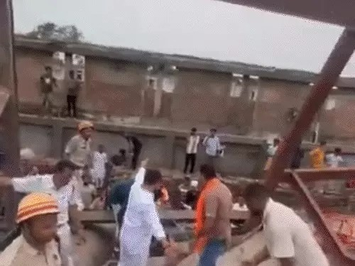 कृषि विभाग की बड़ी कार्रवाई, प्रजापति ट्रेडर्स का 120 क्विंटल खाद स्टॉक सील
