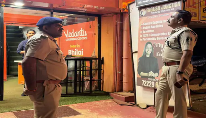 भिलाई के कोचिंग सेंटरों में सुरक्षा पर बड़ा सवाल! संकरे रास्ते, बंद निकास; 8 संस्थान सील