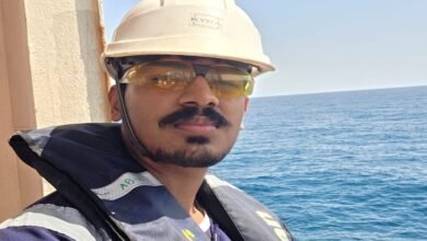 ‘आसमान में जंग और नीचे दहशत’—रायपुर का रुद्रांश 3 महीने होर्मुज में फंसा, ड्रोन मलबा गिरा तो कांप उठा पूरा जहाज