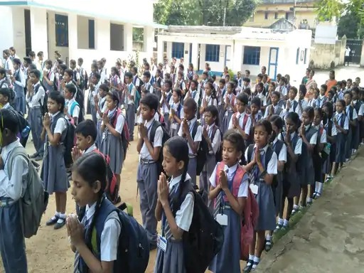 छत्तीसगढ़ के सरकारी स्कूलों में गायत्री मंत्र और सरस्वती वंदना अनिवार्य, कांग्रेस-भाजपा में छिड़ी सियासी जंग