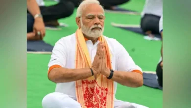 योग दिवस पर कोलकाता रचेगा नया रिकॉर्ड, पीएम मोदी के कार्यक्रम में जुटेंगे हजारों लोग योग दिवस पर कोलकाता रचेगा नया रिकॉर्ड, पीएम मोदी के कार्यक्रम में जुटेंगे हजारों लोग