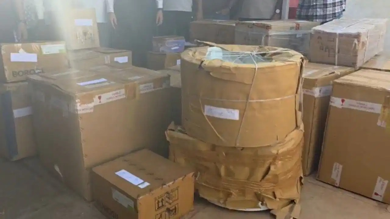 तेलंगाना में MD ड्रग्स फैक्ट्री का भंडाफोड़, 20 करोड़ से ज्यादा का नेटवर्क बेनकाब तेलंगाना में MD ड्रग्स फैक्ट्री का भंडाफोड़, 20 करोड़ से ज्यादा का नेटवर्क बेनकाब