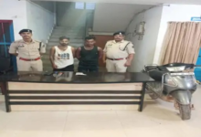 बिलासपुर में दिनदहाड़े लूटकांड: चाकू अड़ाकर स्कूटी और नकदी लूटी, 3 गिरफ्तार