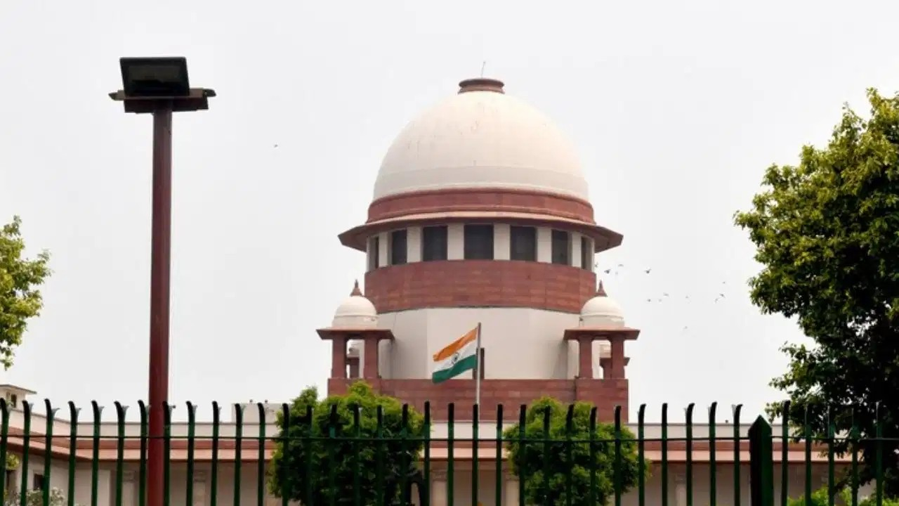 सुप्रीम कोर्ट का BCI को निर्देश: राज्य बार काउंसिलों में हो महिला प्रतिनिधित्व का 10% को-ऑप्शन