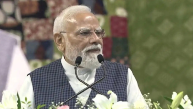 कुछ निराशावादी लोग ‘आत्मनिर्भर भारत’ का मजाक उड़ाते हैं… सूरत में पीएम मोदी का कांग्रेस पर बड़ा हमला