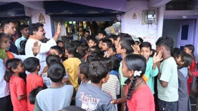 सहसपुर लोहारा के गांवों में डिप्टी CM विजय शर्मा का दौरा: समस्याएं सुनीं, विकास कार्य मंजूर किए, बच्चों के साथ दिखा आत्मीय अंदाज