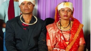 सेवा सेतु से नागरिक सेवाएं हुईं सुलभ : मुकेश कुमार को ऑनलाइन मिला विवाह पंजीकरण प्रमाण पत्र