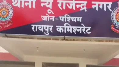 आधी रात एक्सप्रेस-वे पर MBA छात्र से लूट, डंडे से हमला कर 80 हजार का मोबाइल छीना
