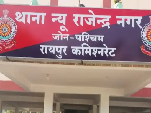आधी रात एक्सप्रेस-वे पर MBA छात्र से लूट, डंडे से हमला कर 80 हजार का मोबाइल छीना आधी रात एक्सप्रेस-वे पर MBA छात्र से लूट, डंडे से हमला कर 80 हजार का मोबाइल छीना