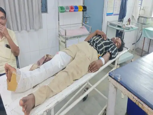 जांजगीर-चांपा में भीषण सड़क हादसा, दो बाइकों की टक्कर में किशोर की मौत, चाचा की हालत गंभीर