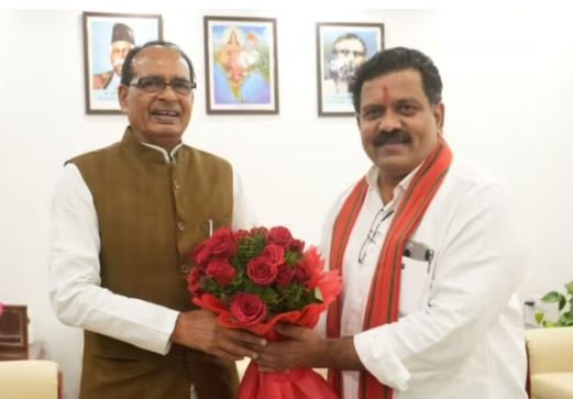 आवास प्लस 2.0 सर्वे में छूटे हितग्राहियों को शामिल करने की मांग, डिप्टी CM विजय शर्मा ने शिवराज सिंह चौहान को लिखा पत्र