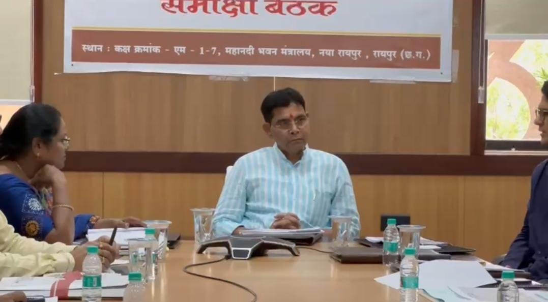 700 सहायक प्राध्यापकों की होगी सीधी भर्ती: टंक राम वर्मा का बड़ा फैसला, खाली पद भरने के भी दिए निर्देश 700 सहायक प्राध्यापकों की होगी सीधी भर्ती: टंक राम वर्मा का बड़ा फैसला, खाली पद भरने के भी दिए निर्देश