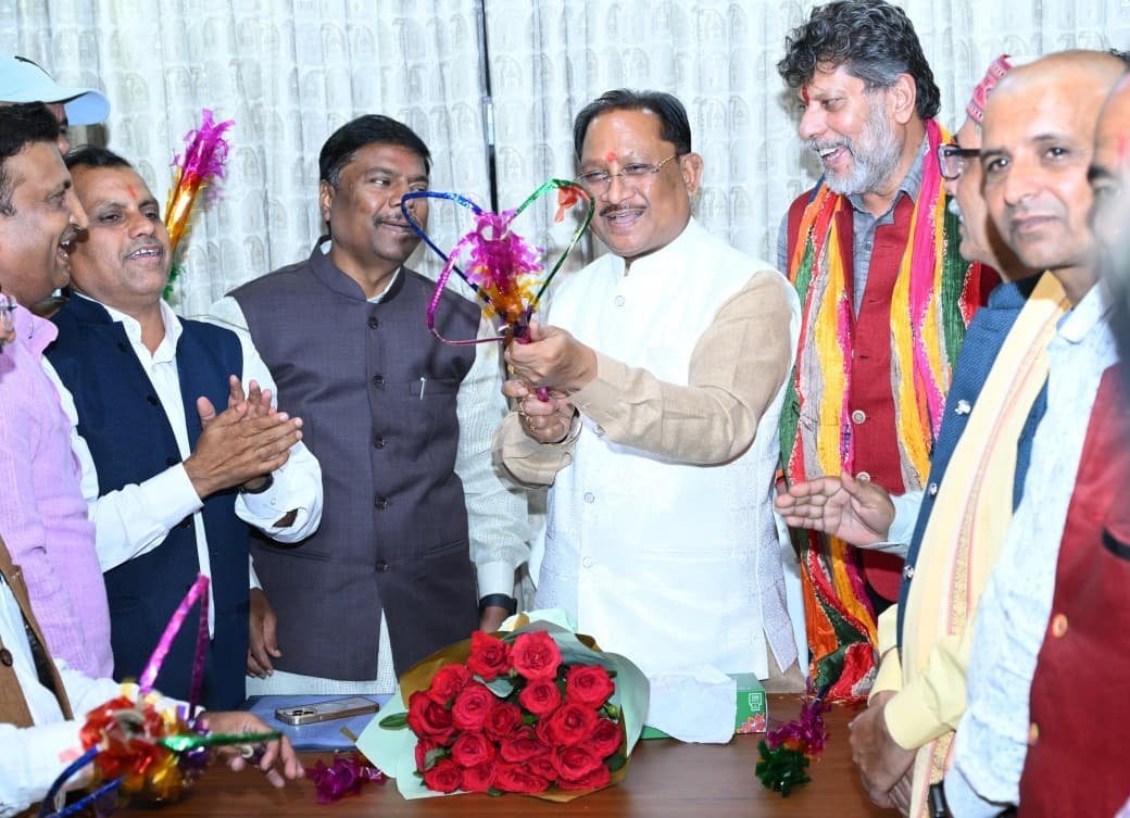 गोंचा महापर्व का निमंत्रण मिला तो CM विष्णु देव साय ने चलाई तुपकी: भगवान जगन्नाथ को दी पारंपरिक सलामी