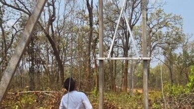 दशकों का अंधेरा छँटा: ‘नियद नेल्लानार योजना’ से जगमगाए नारायणपुर के वनांचल गांव
