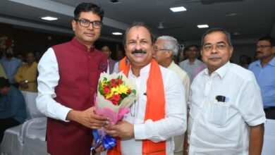RDA को मिला नया उपाध्यक्ष: डॉ. जय प्रकाश शर्मा ने संभाला पदभार, ओ.पी. चौधरी बोले—रायपुर के विकास को मिलेगी नई रफ्तार