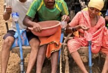 CM विष्णु देव साय की कृषि नीति का असर: भानुप्रताप ने जुगाड़ तकनीक से तैयार की सीड ड्रिल, दो एकड़ में वैज्ञानिक बुवाई की शुरुआत