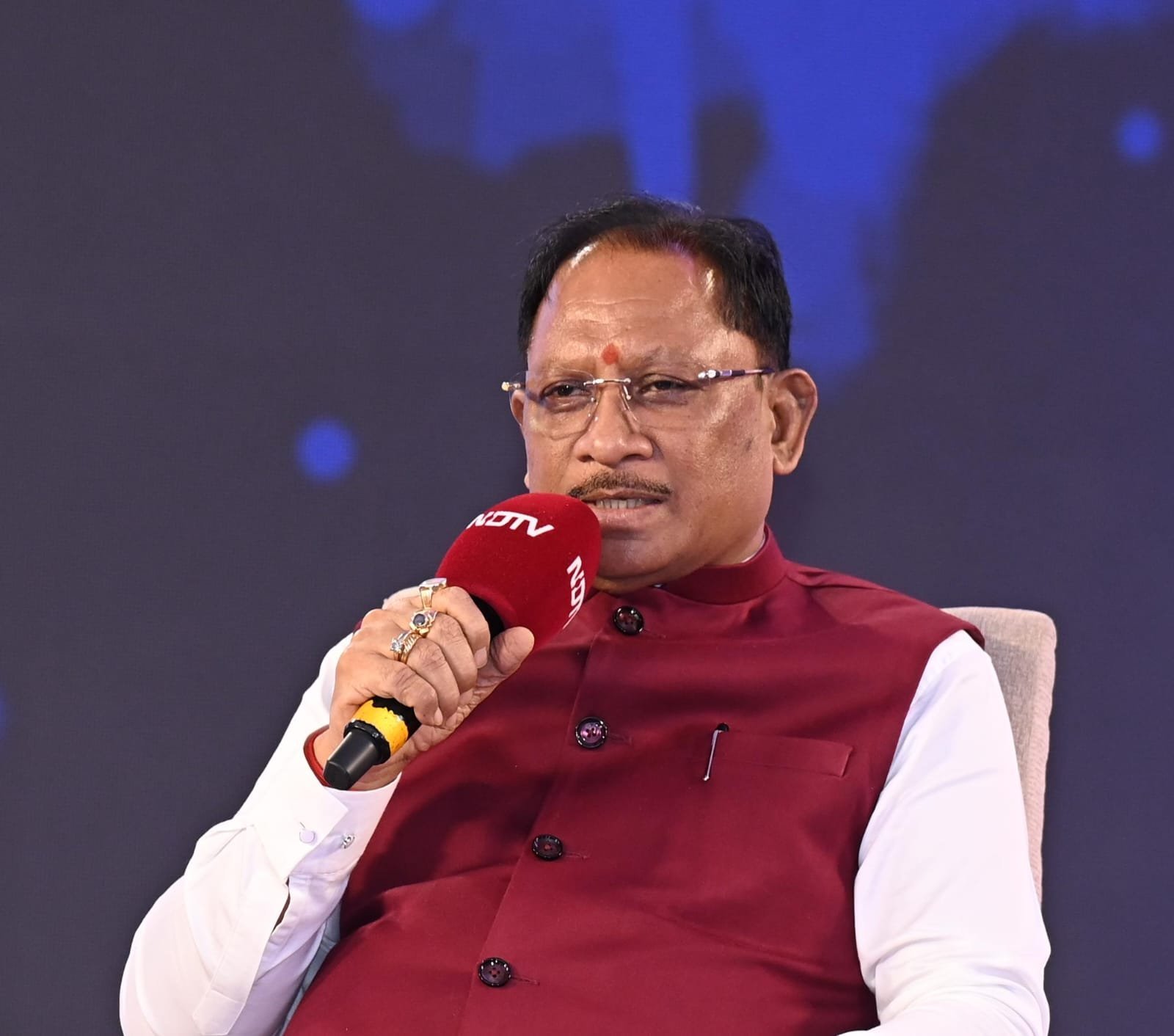 बस्तर में शांति, उद्योग और पर्यटन पर सरकार का फोकस : CM विष्णुदेव साय बोले- महतारी वंदन से महिलाएं बन रहीं आत्मनिर्भर