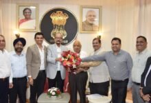 राज्यपाल रमेन डेका से निजी विश्वविद्यालयों के कुलाधिपतियों की मुलाकात : नए विश्वविद्यालयों की स्थापना और शिक्षा सुधारों पर हुई चर्चा