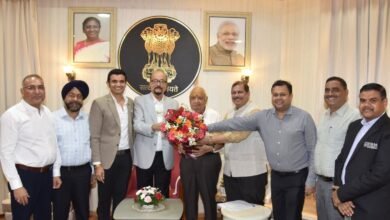 राज्यपाल रमेन डेका से निजी विश्वविद्यालयों के कुलाधिपतियों की मुलाकात : नए विश्वविद्यालयों की स्थापना और शिक्षा सुधारों पर हुई चर्चा