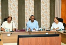 जेलों में बैरक-बाउंड्रीवॉल निर्माण की समीक्षा: सचिव बोले- समन्वय बढ़ाइए, लापरवाही नहीं चलेगी, तय समय में पूरा करें काम