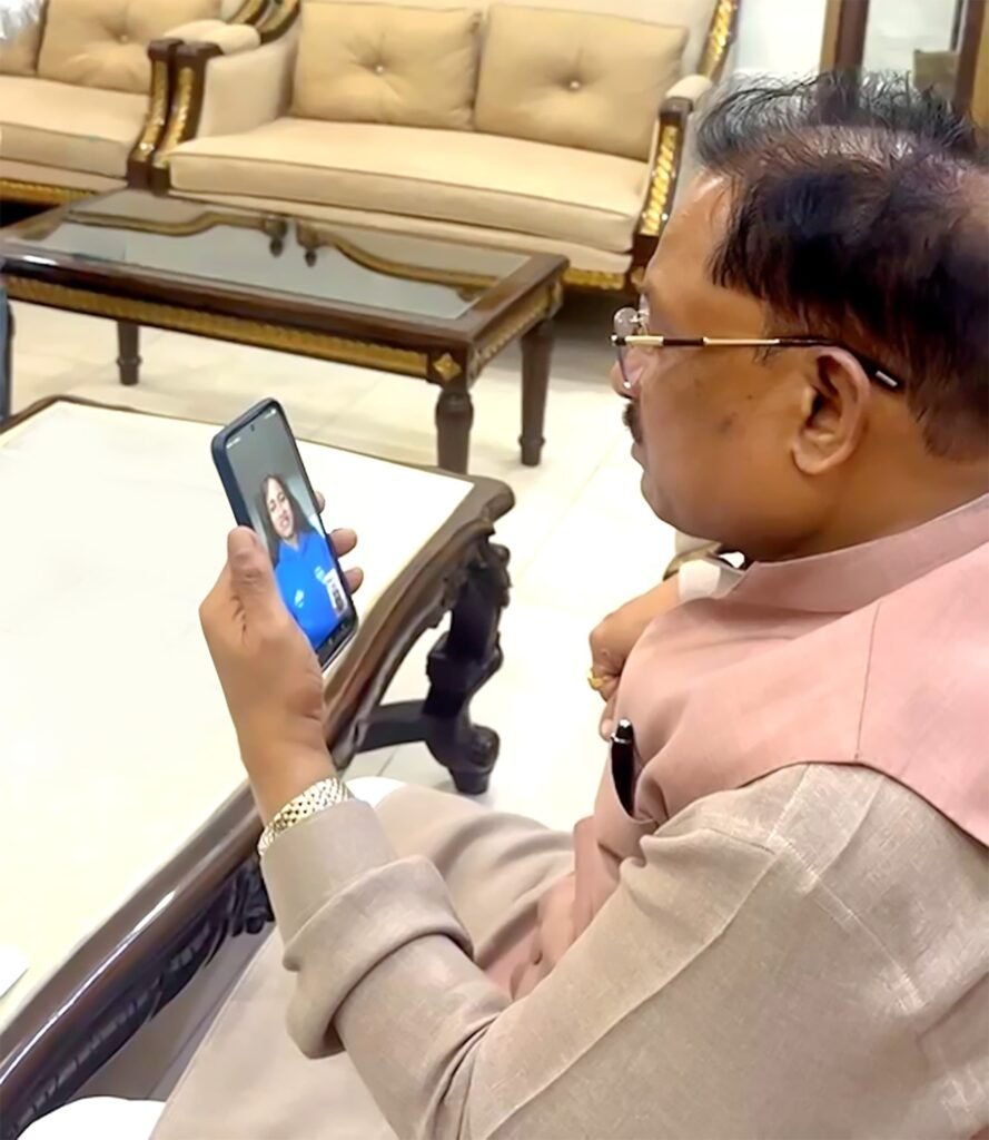 विश्व मंच पर चमकी छत्तीसगढ़ की बेटी: रजत जीतने पर CM ने वीडियो कॉल कर दी बधाई, कहा- युवाओं की प्रेरणा बनीं