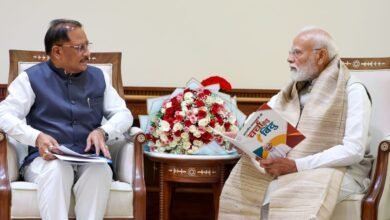 PM मोदी से मिले CM विष्णु देव साय: बस्तर विजन का रोडमैप सौंपा, ₹10,500 करोड़ की यूरिया परियोजना समेत 3 बड़े प्रस्ताव रखे