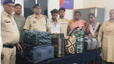 बिलासपुर रेलवे स्टेशन पर 27.57 लाख का गांजा जब्त: ओडिशा से रीवा ले जा रहे 4 तस्कर गिरफ्तार, दो महिलाएं भी शामिल