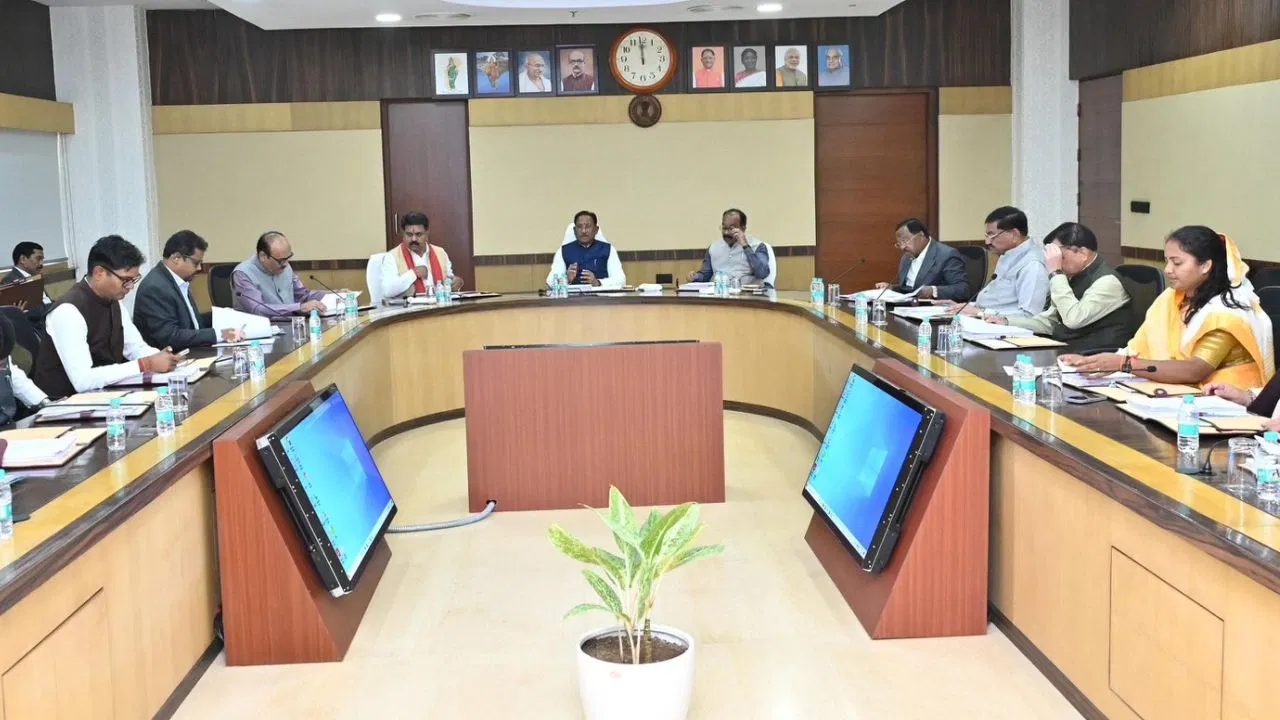 रायपुर: मानसून सत्र से पहले साय सरकार की अहम कैबिनेट बैठक आज, कई बड़े फैसलों की उम्मीद