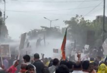 NEET पेपर लीक पर रायपुर में सियासी संग्राम: भाजपा-कांग्रेस आमने-सामने, पुलिस ने छोड़े आंसू गैस के गोले, वॉटर कैनन से खदेड़ा