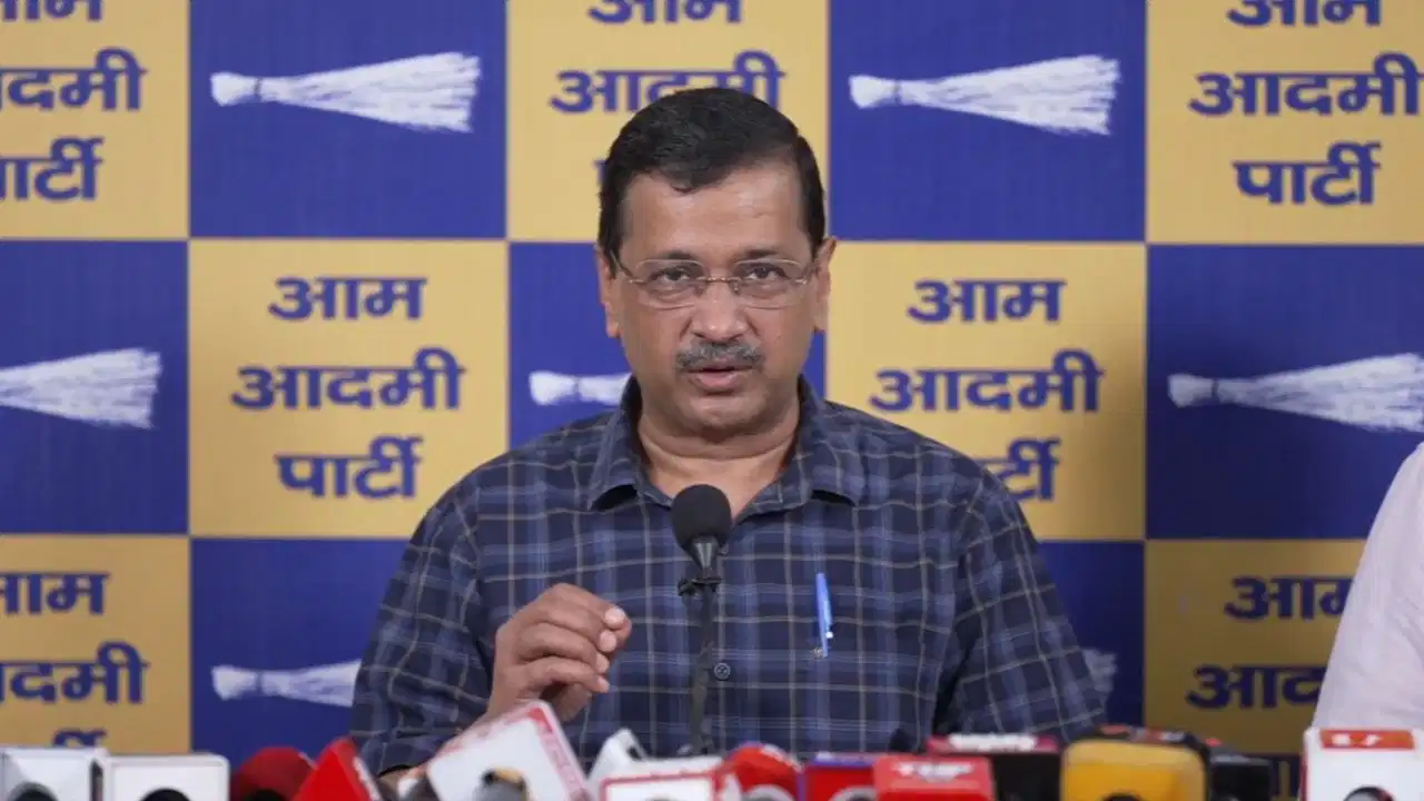 ‘स्टॉप E20 पेट्रोल’… अरविंद केजरीवाल ने शुरू किया ऑनलाइन सिग्नेचर अभियान, सरकार से की अपील