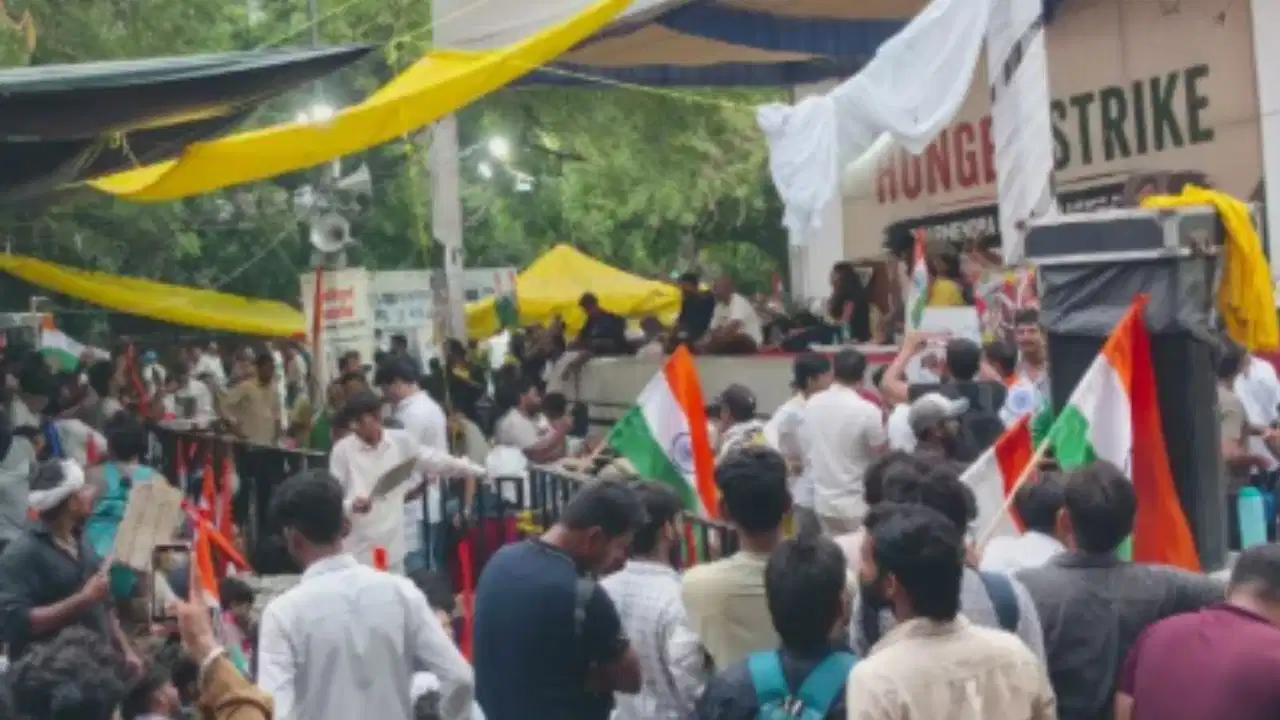 संसद मार्च की परमिशन नहीं, CJP का जंतर-मंतर पर प्रदर्शन जारी, पुलिस ने दी ये सख्त चेतावनी
