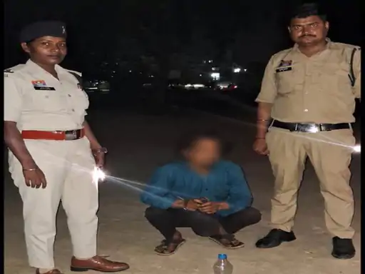 प्रशिक्षु डीएसपी के पदभार संभालते ही पुलिस का सख्त एक्शन, गुंडे-बदमाशों के ठिकानों पर दबिश