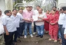 17 करोड़ के फर्जी सर्पदंश मुआवजा घोटाले में कार्रवाई तेज, तीन लिपिक निलंबित; कर्मचारी संगठनों ने दी सामूहिक अवकाश की चेतावनी