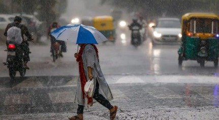 50 की स्पीड से हवा… दिल्ली में बारिश का येलो अलर्ट, UP-बिहार समेत इन 18 राज्यों में बिगड़ा मौसम; पहाड़ों का क्या है हाल? 50 की स्पीड से हवा… दिल्ली में बारिश का येलो अलर्ट, UP-बिहार समेत इन 18 राज्यों में बिगड़ा मौसम; पहाड़ों का क्या है हाल?